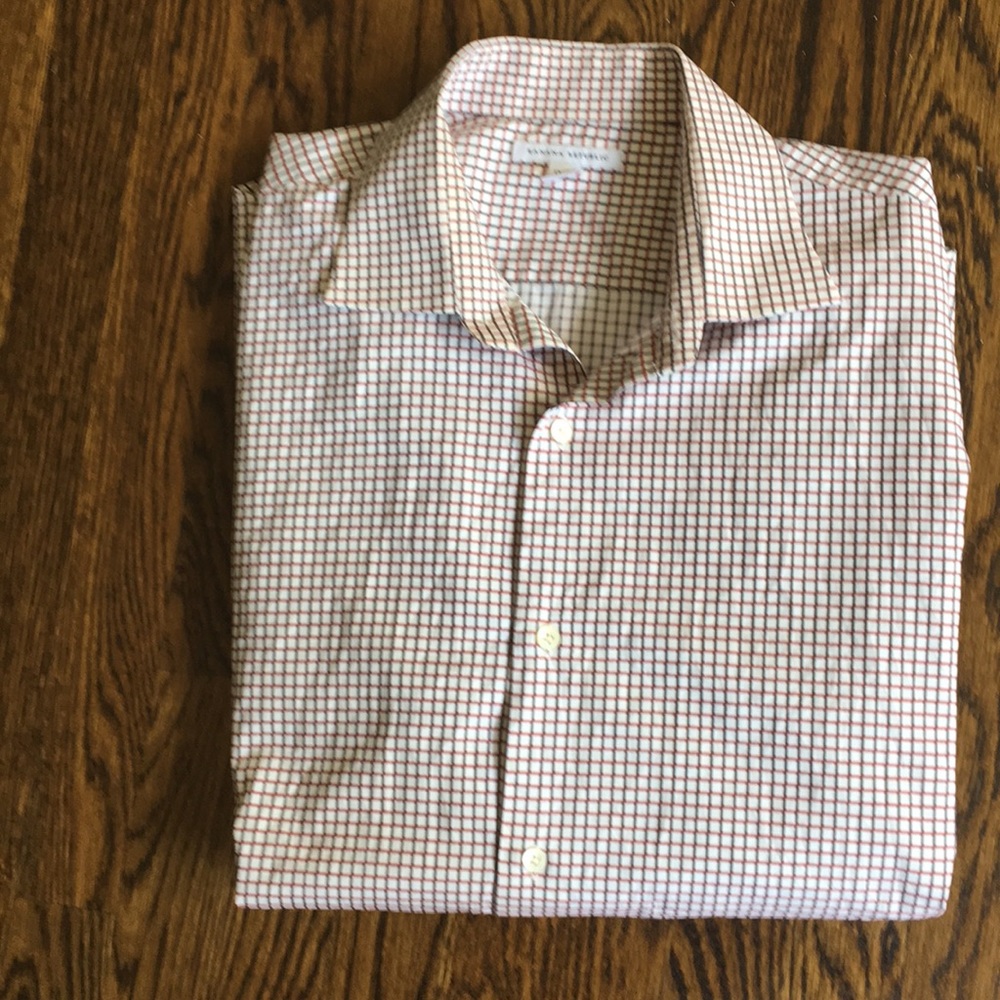 Men’s Banana Rep Shirt  Neck sz 17-171/2 redcream